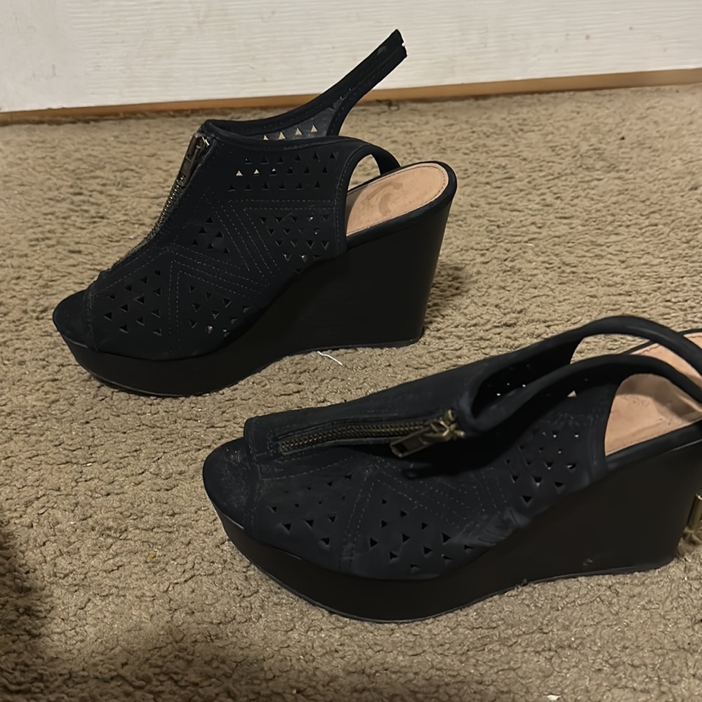 Wedges - Picture 2 of 4